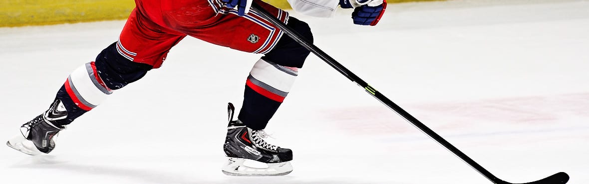 Хоккей с шайбой 2009. TPS Hockey. Коньки NHL Toronto 5000. Mark Osborne (Ice Hockey). Коньки Hockey 2009 год.