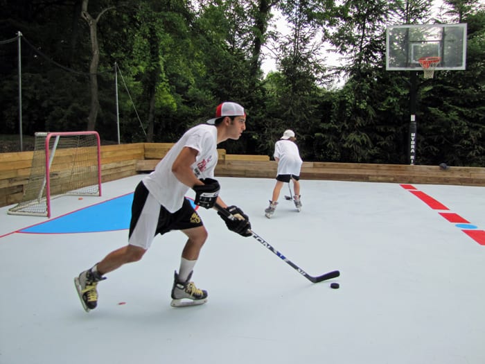 Synthetic vs Real Ice Hockey Training